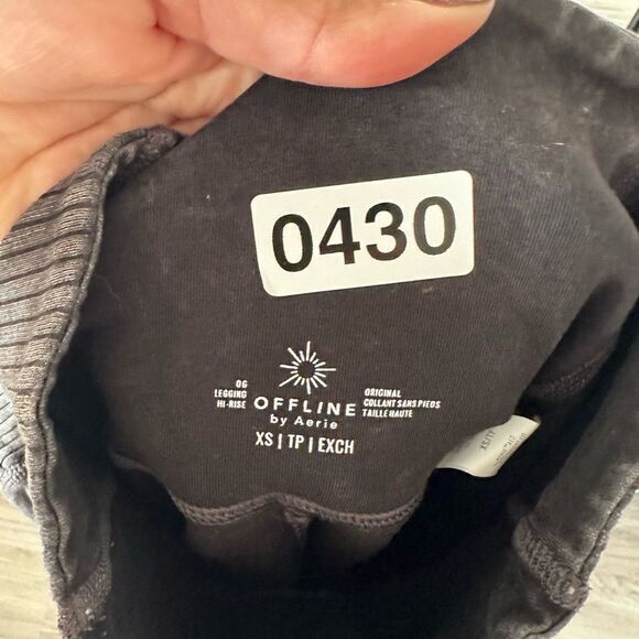 offline by aerie OG leggings hi-rise charcoal leggings with pockets XS - Picture 4 of 9
